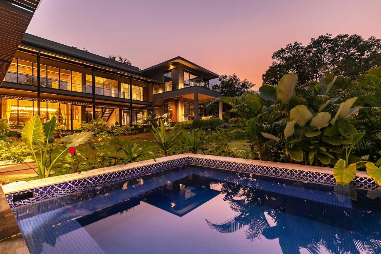 Stayvista At The Charcoal Villa Luxury Collection アリバグ エクステリア 写真