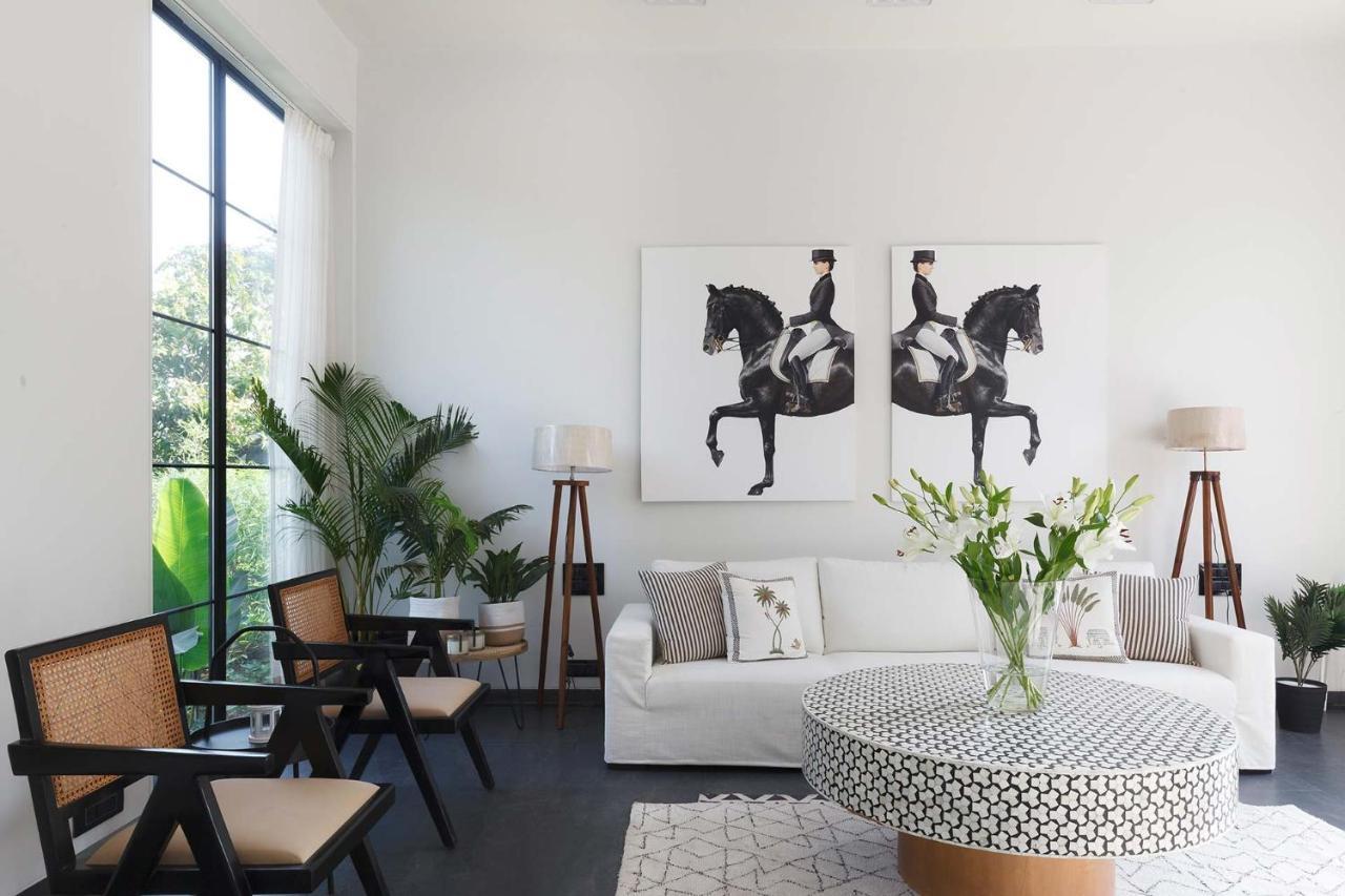 Stayvista At The Charcoal Villa Luxury Collection アリバグ エクステリア 写真