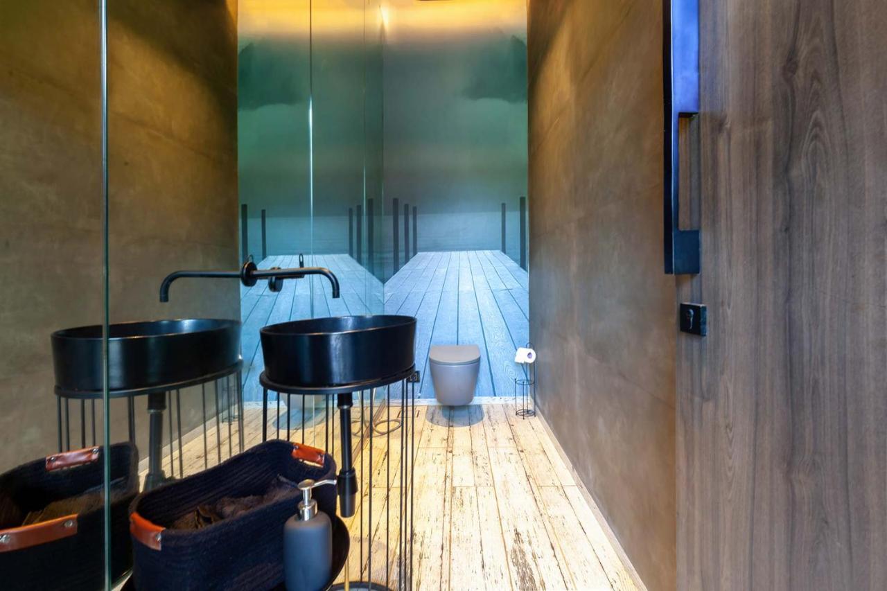 Stayvista At The Charcoal Villa Luxury Collection アリバグ エクステリア 写真