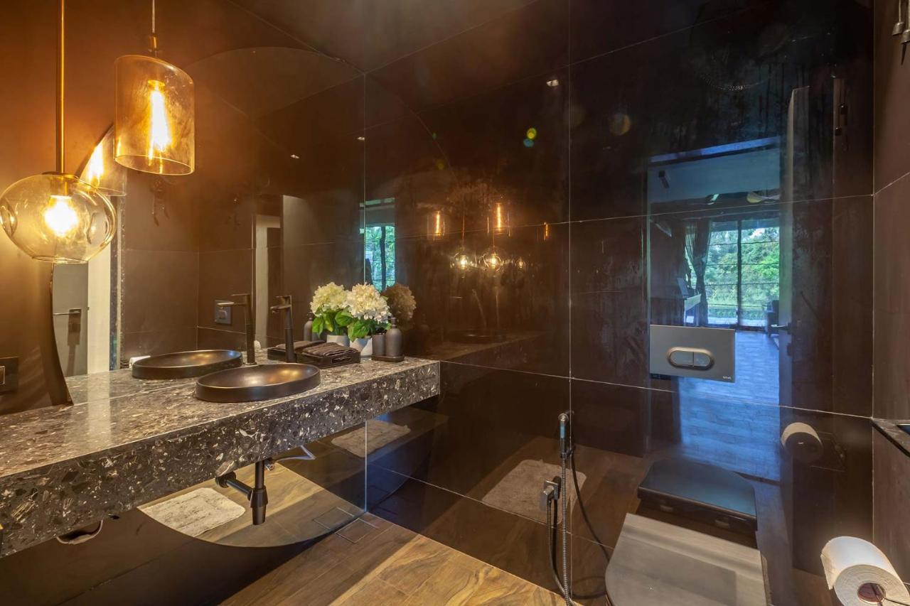 Stayvista At The Charcoal Villa Luxury Collection アリバグ エクステリア 写真