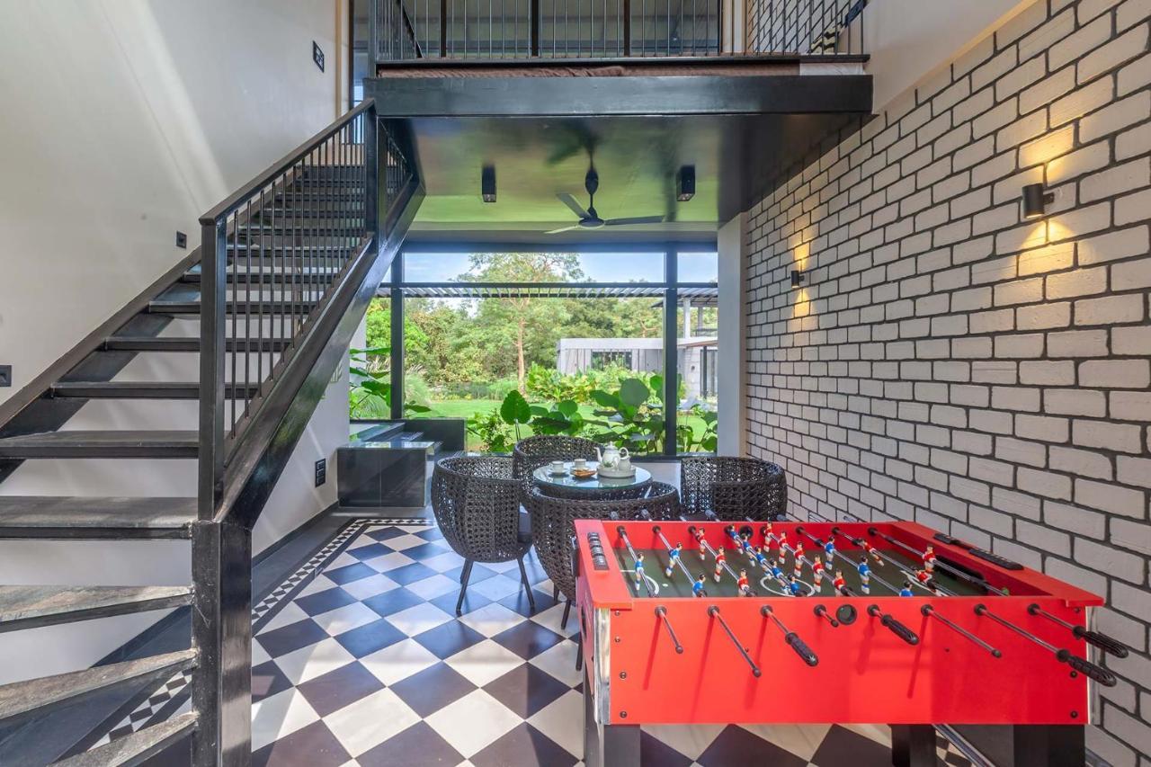 Stayvista At The Charcoal Villa Luxury Collection アリバグ エクステリア 写真